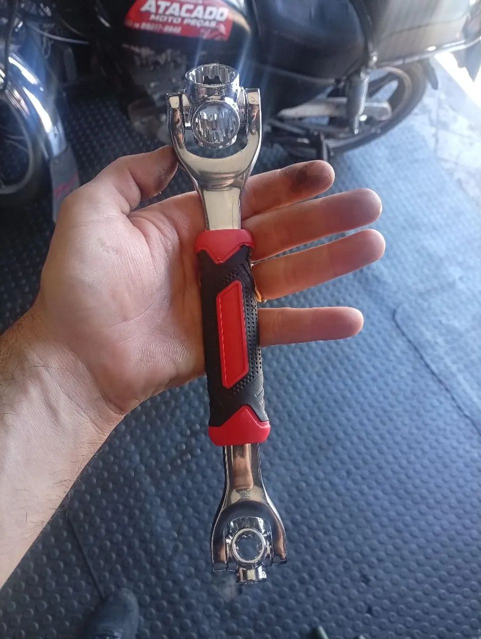 Chave multiuso prática da 8 a 19