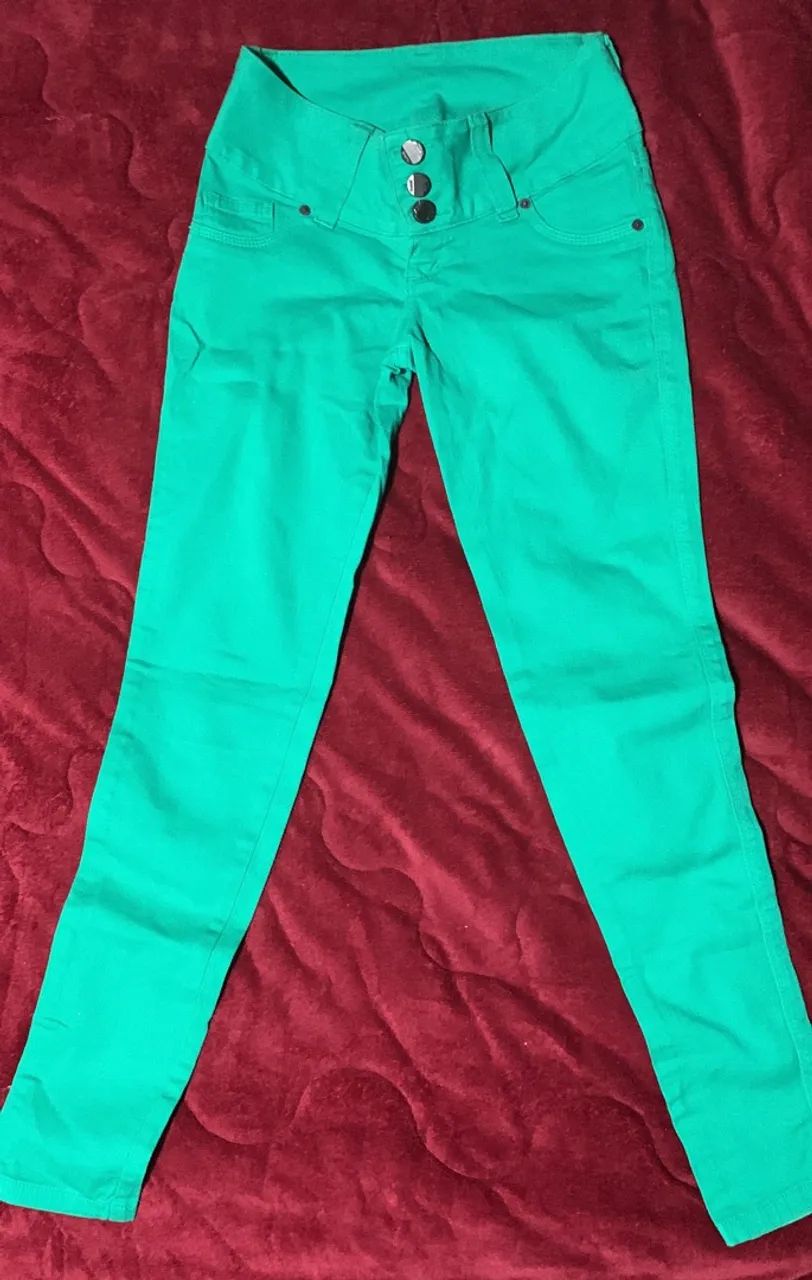 Calça verde, tamanho 38