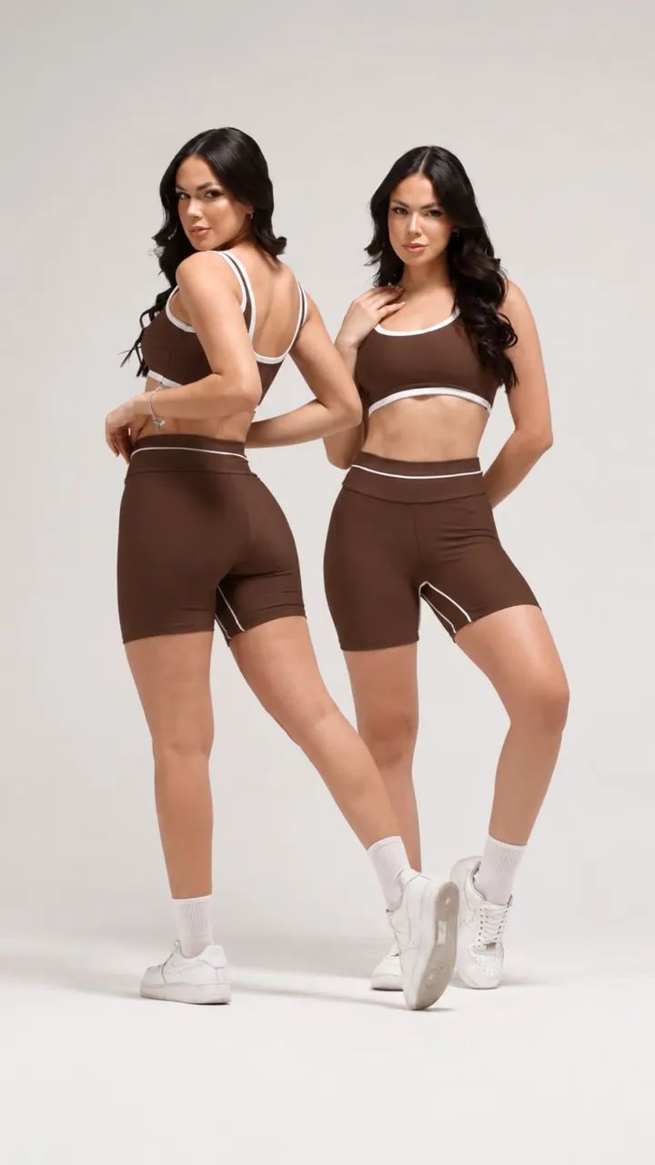 Roupas de Academia 