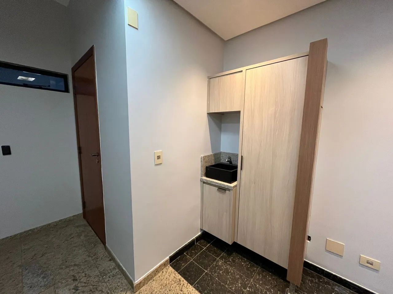 SALA PARA CONSULTORIO NO SETOR MARISTA - Foto 3