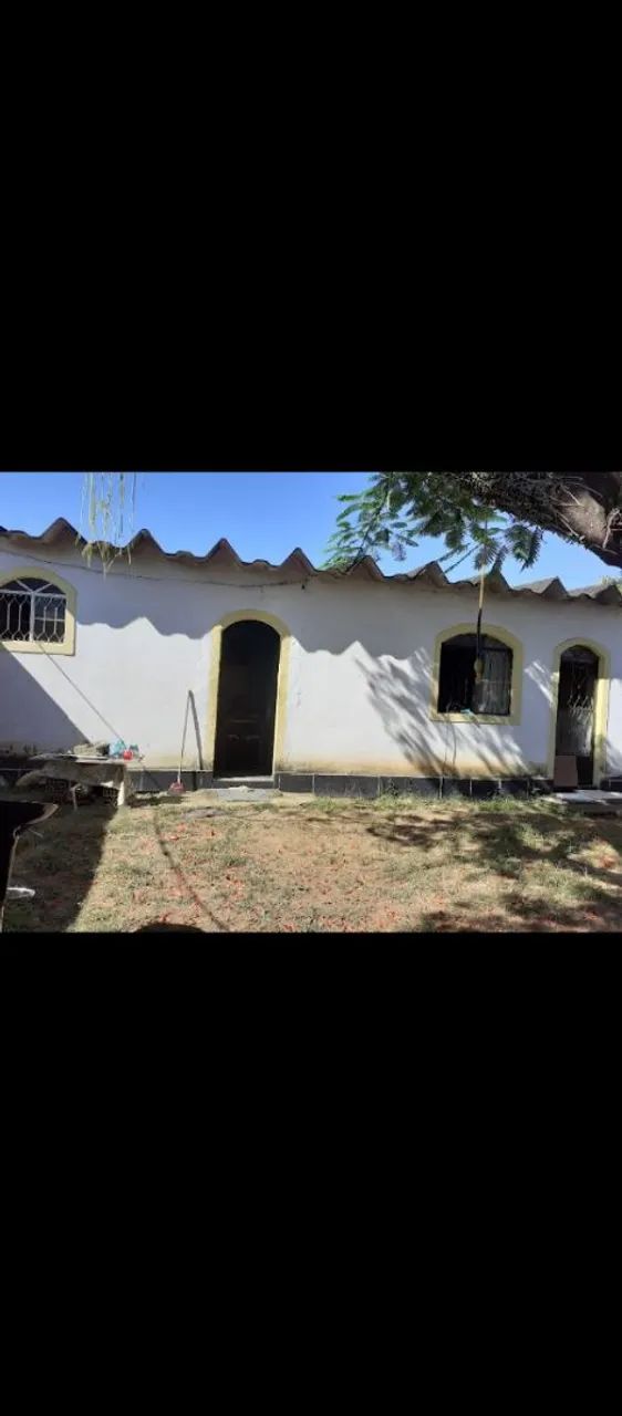 2 casa + 1 Barracão 