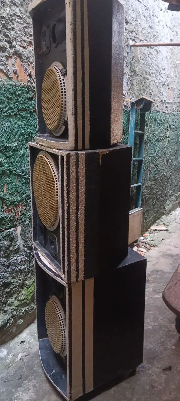 3 caixas de som montada com 1 falante de 15 e 2 de 12  - Foto 3