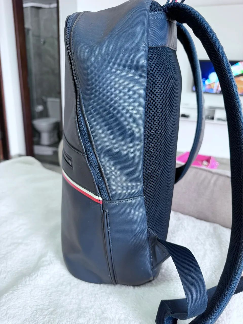 Mochila Tommy Hilfiger Original - Azul Marinho  - Foto 4
