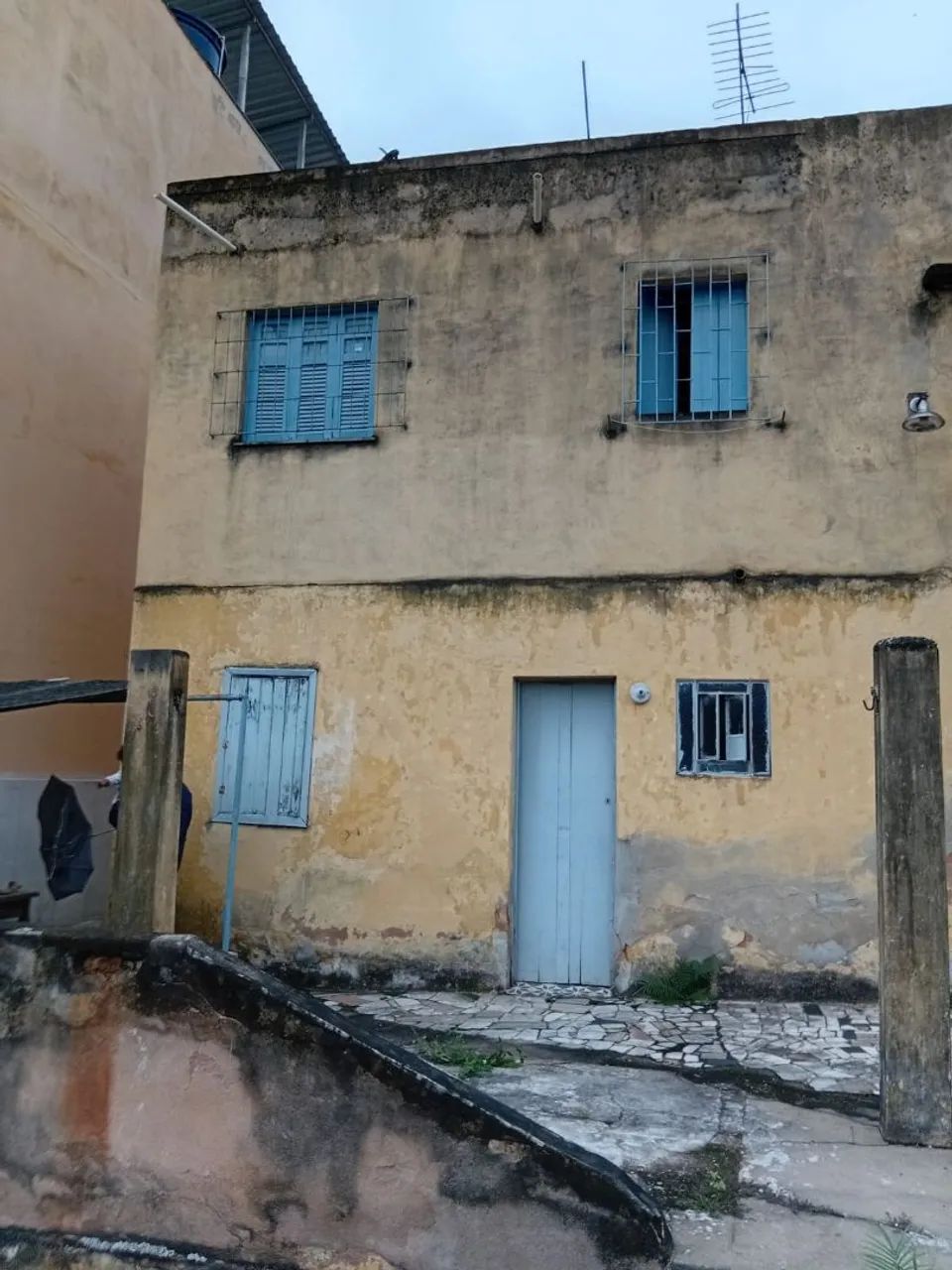 Terreno com casa antiga construída  - Foto 4