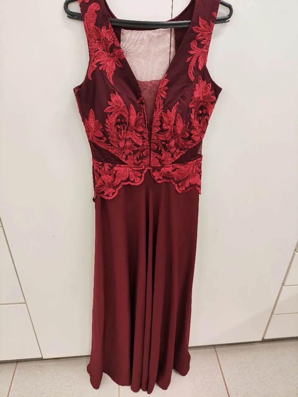 Vestido de festa vinho/marsala