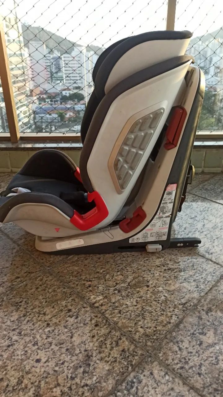 Cadeira infantil Chicco carro - Foto 4