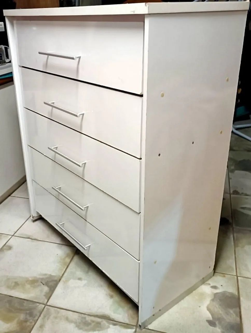 Five-Drawer Chest64985885281537120