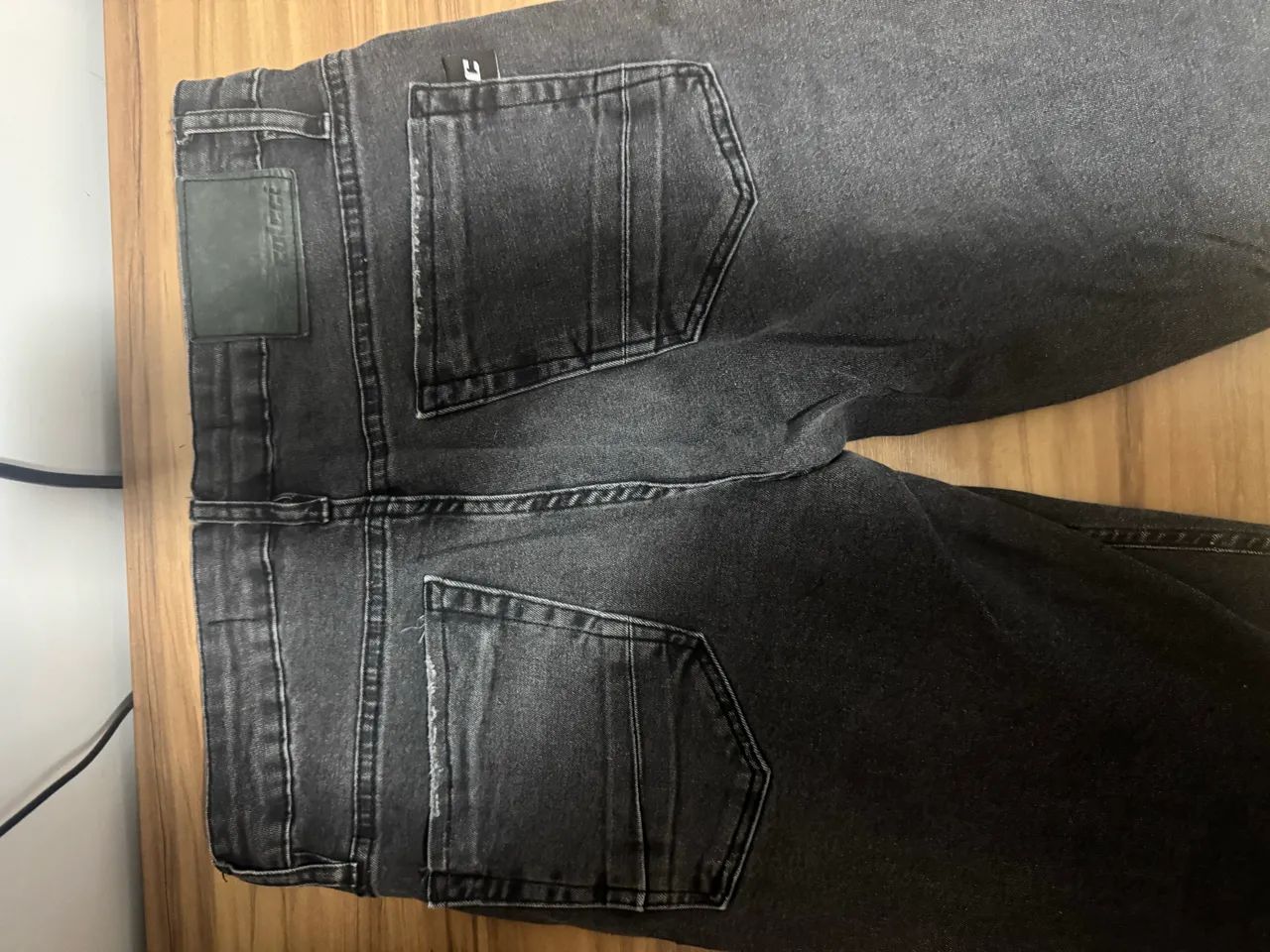 Calça colcci Cinza/Azul Nova tamanho 38 - Foto 2