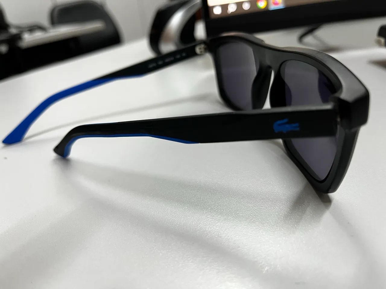 Óculos de sol marca Lacoste original  - Foto 4