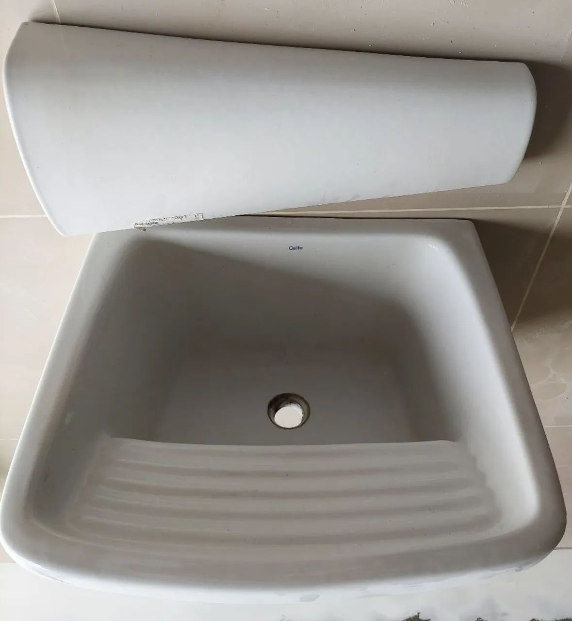 Tanque de Louça Branco Celite