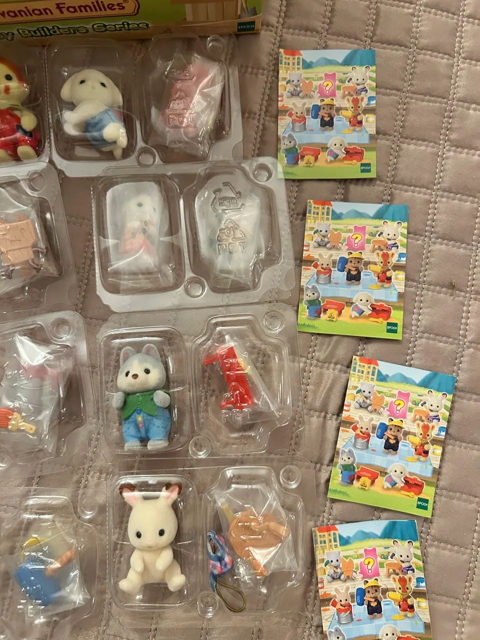 Husky e o coelho na latinha Blind bag  - Foto 2