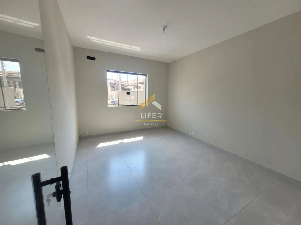 Prédio Comercial Ideal para Clínicas e Escritórios - Foto 5