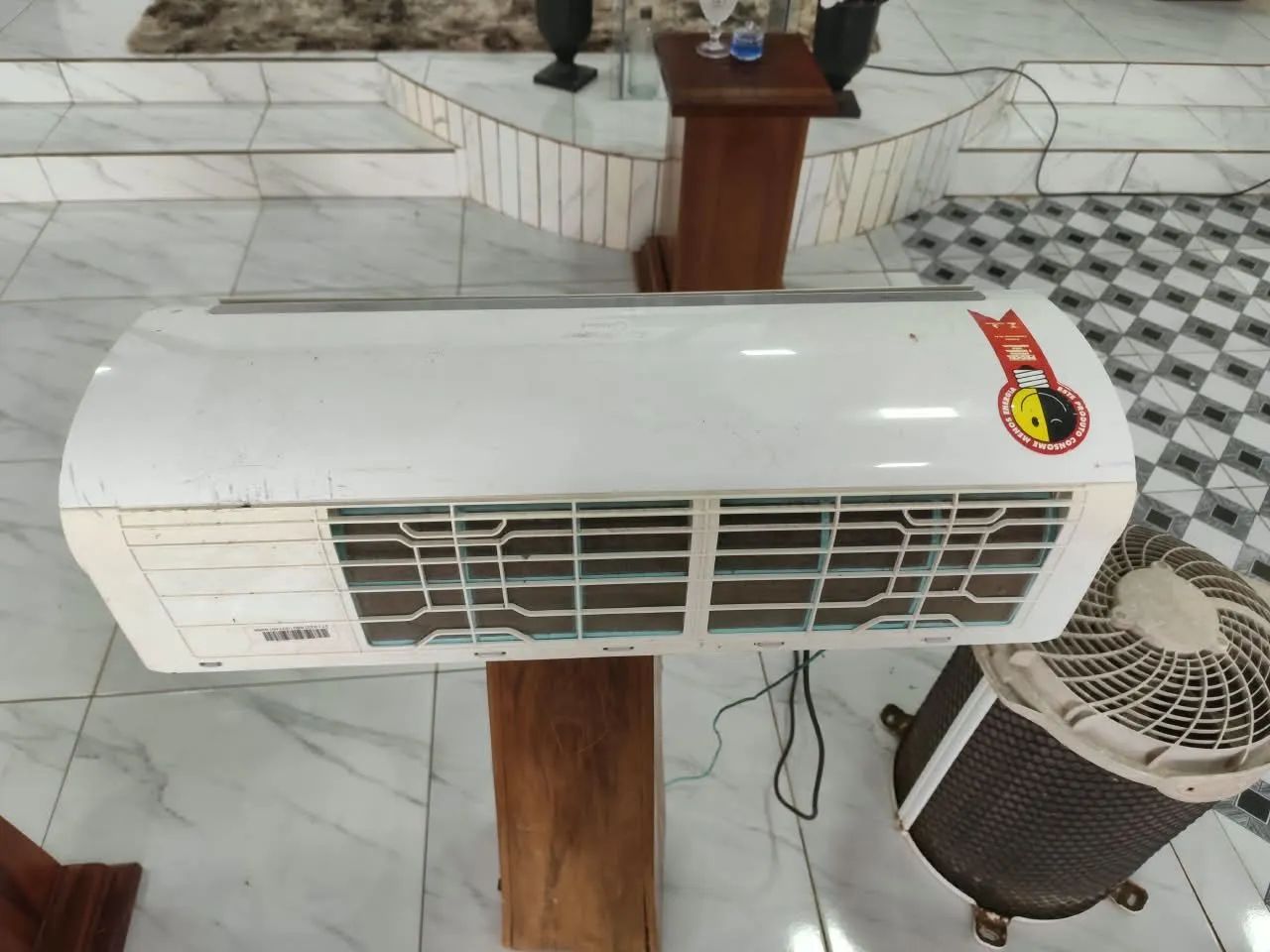 VENDE-SE 1 CENTRAL DE AR SPLIT SPRINGER 12.000BTUS  - Foto 4