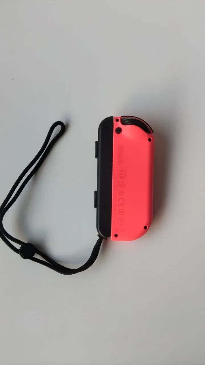 Controle joycon vermelho e azul (original) + carregador quad hyperX (original) - Foto 3