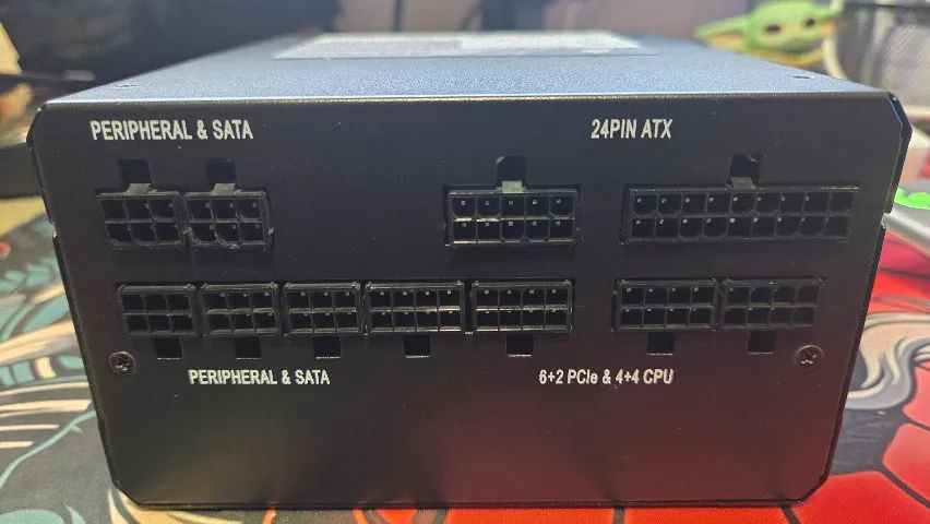 Fonte Corsair RM750x, 750W, 80 Plus Gold, Modular - Foto 3