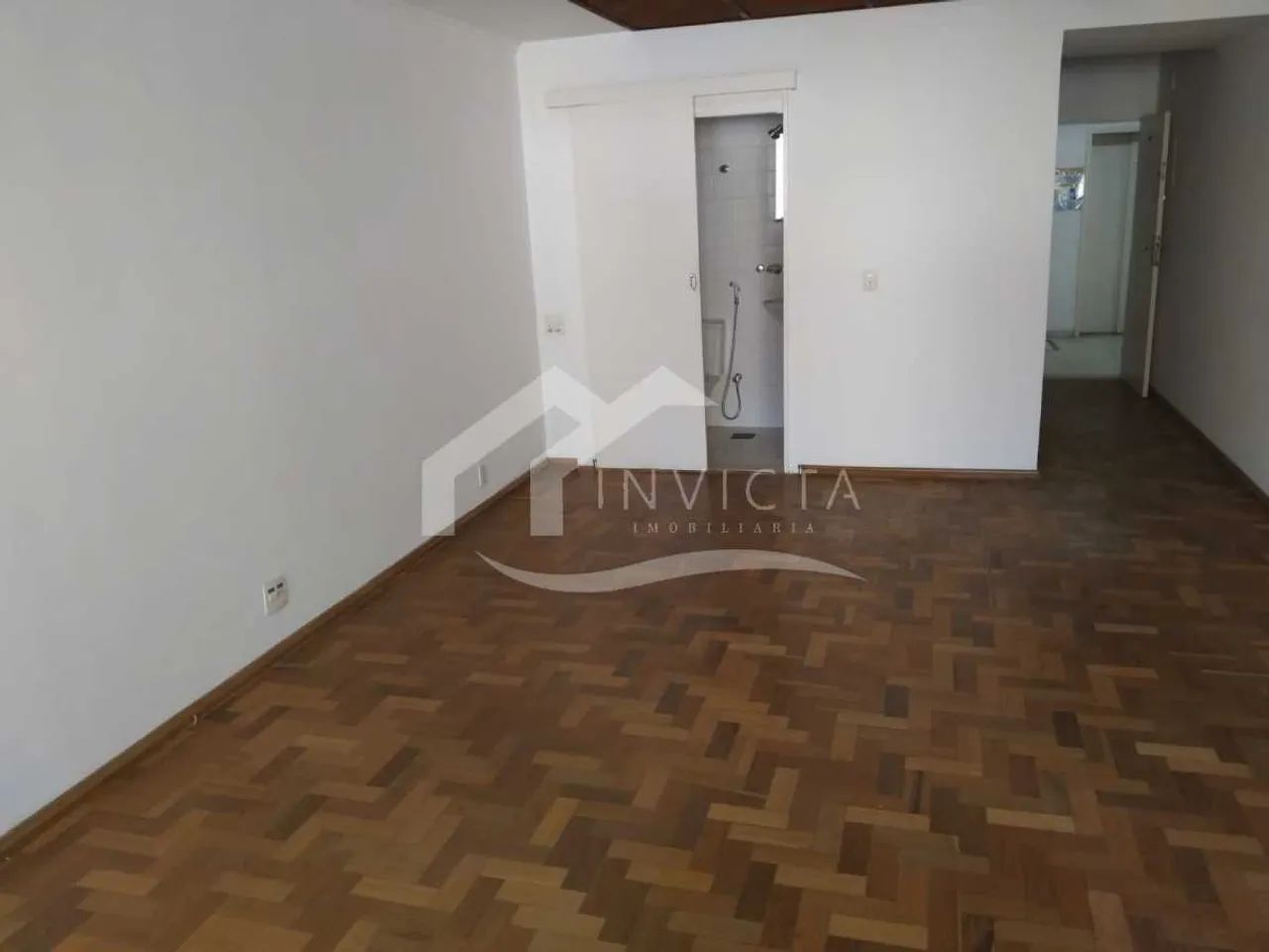 ÓTIMA OPORTUNIDADE DE SALA COMERCIAL NO POSTO 5!!! - Foto 2