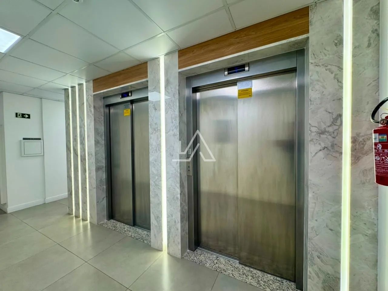 SALA COMERCIAL A VENDA EDIFICIO PREMIUM CENTER, VAGA DE GARAGEM, PASSO FUNDO RS - Foto 5