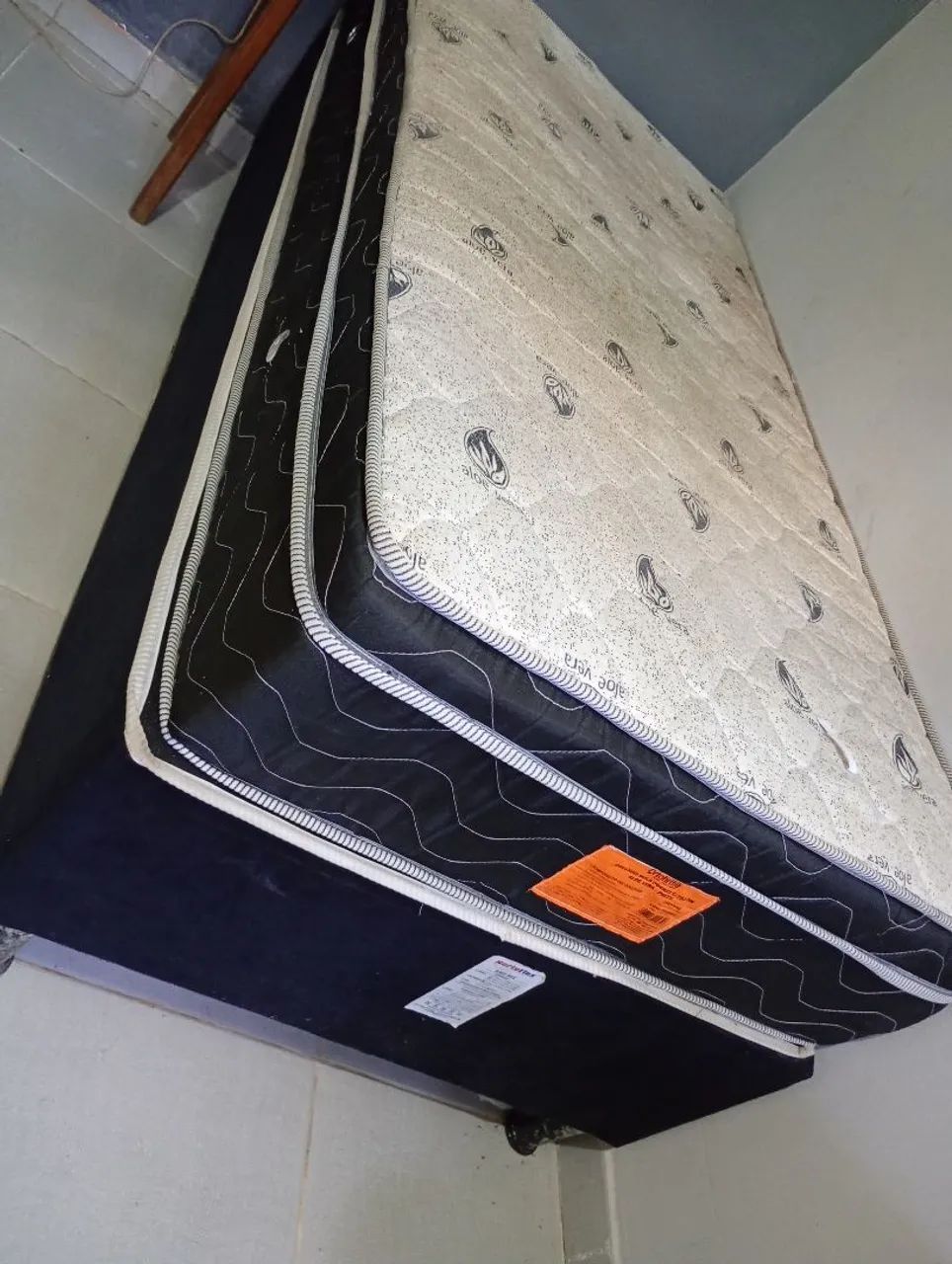 Cama boxe de solteiro semi nova - Foto 2