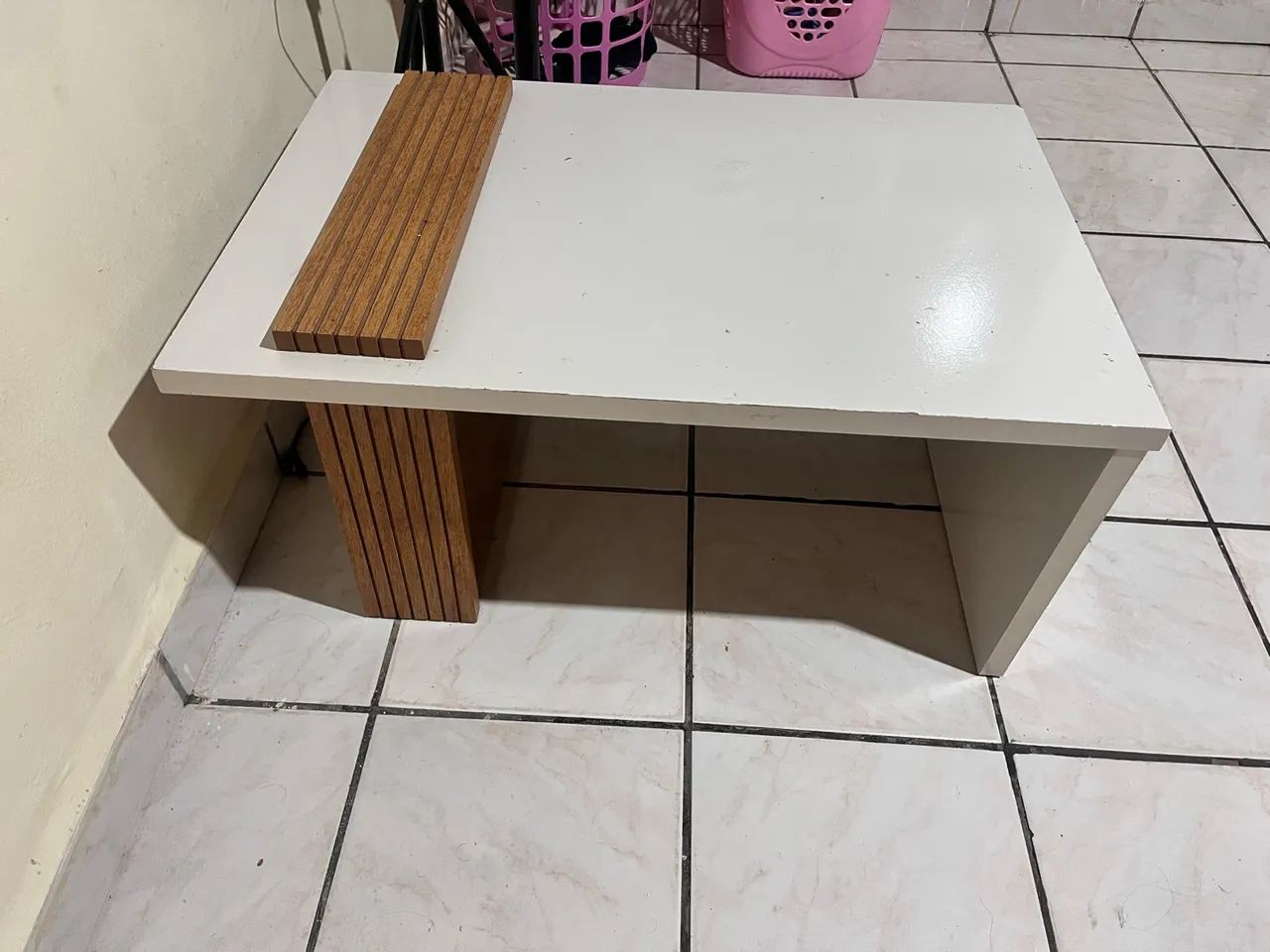 vendo mesa de centro de sala por 150$
