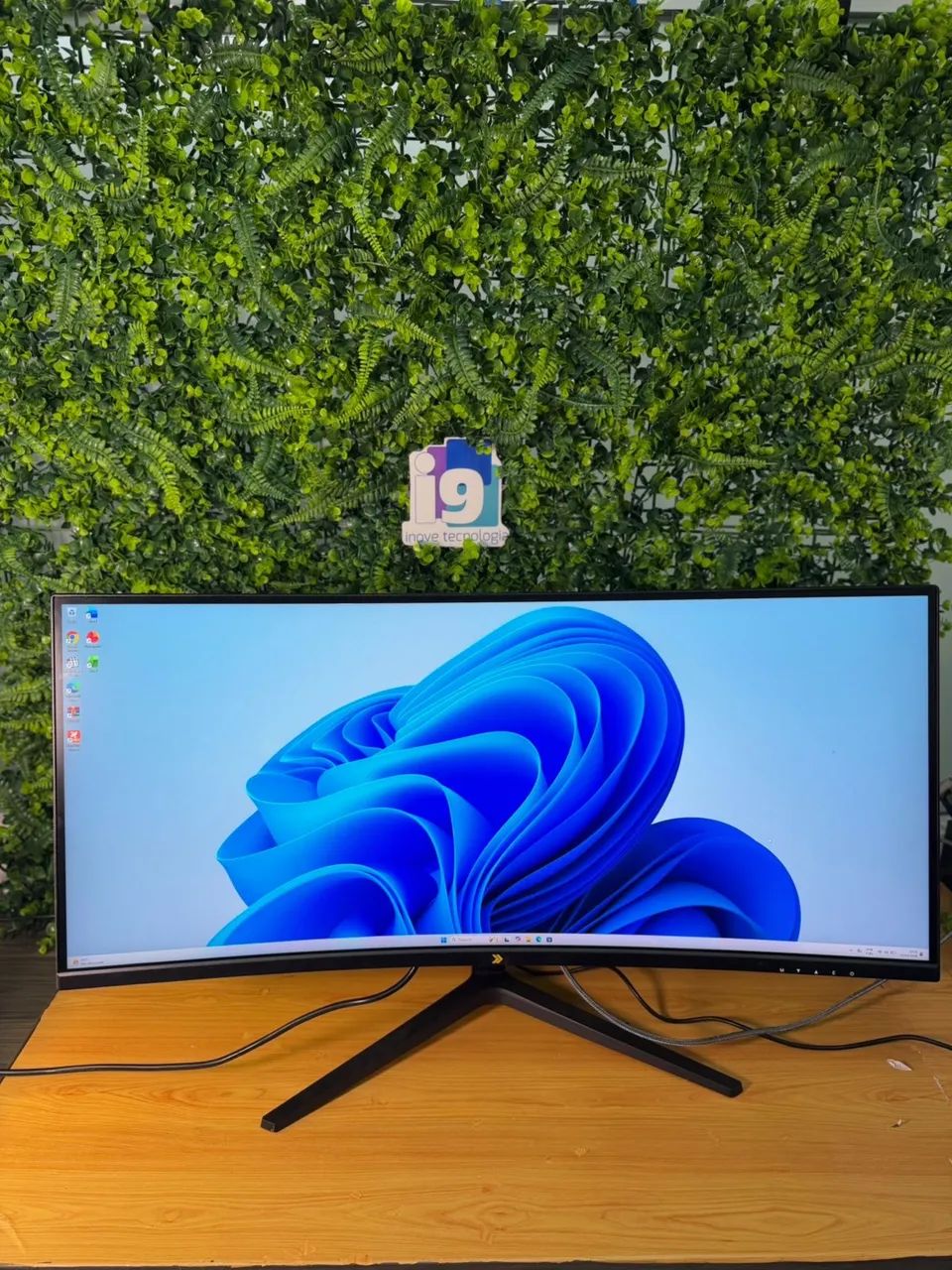 MONITOR  É NA I9TECNOLOGIA 
