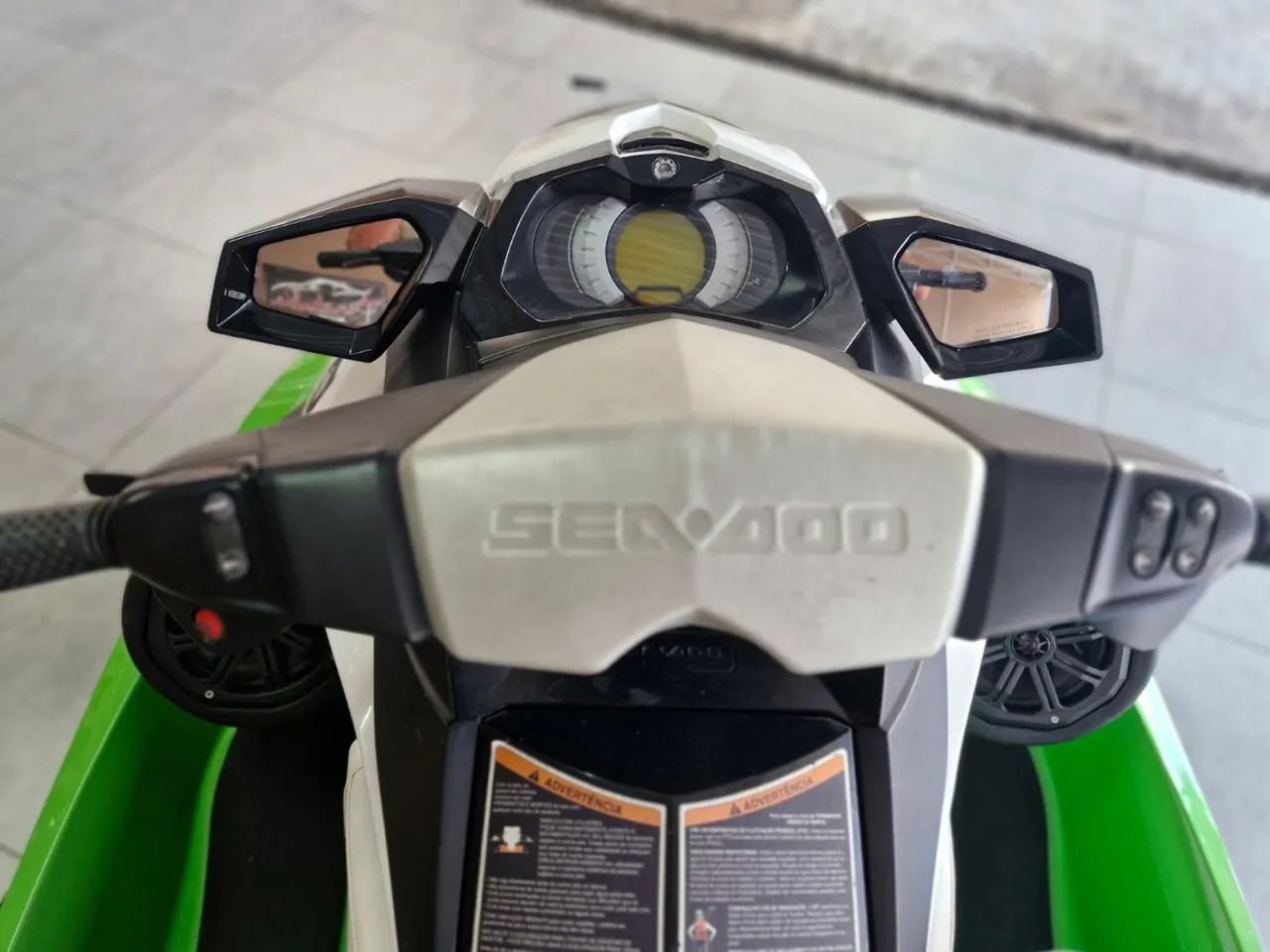 Vende-se jet com som e carreta nova - Foto 3