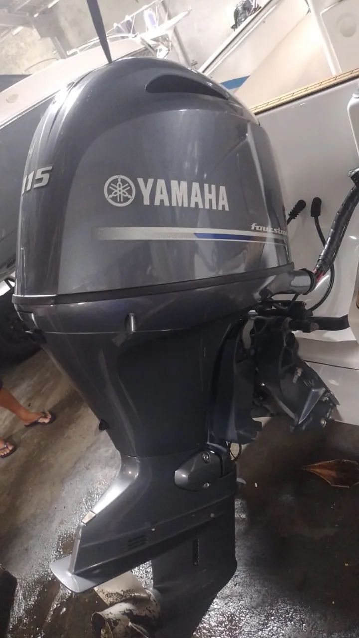 Lancha FLYFISH 19  - 115 Yamaha 4T  - Foto 3