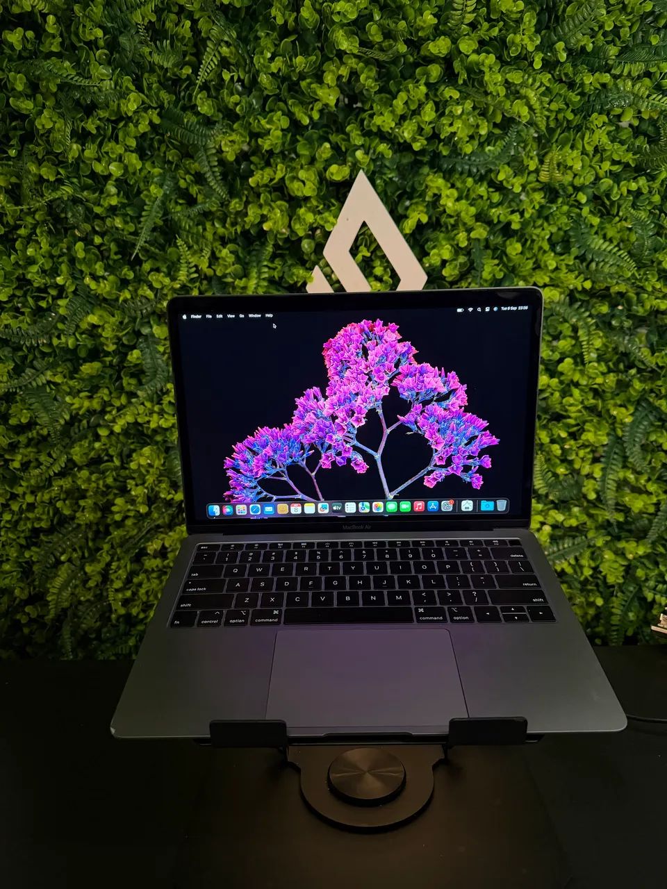 MACBOOK AIR A1932 16GB RAM 256 SSD COM CARREGADOR, LAUDO E ECOBAG | GARANTIA E NF