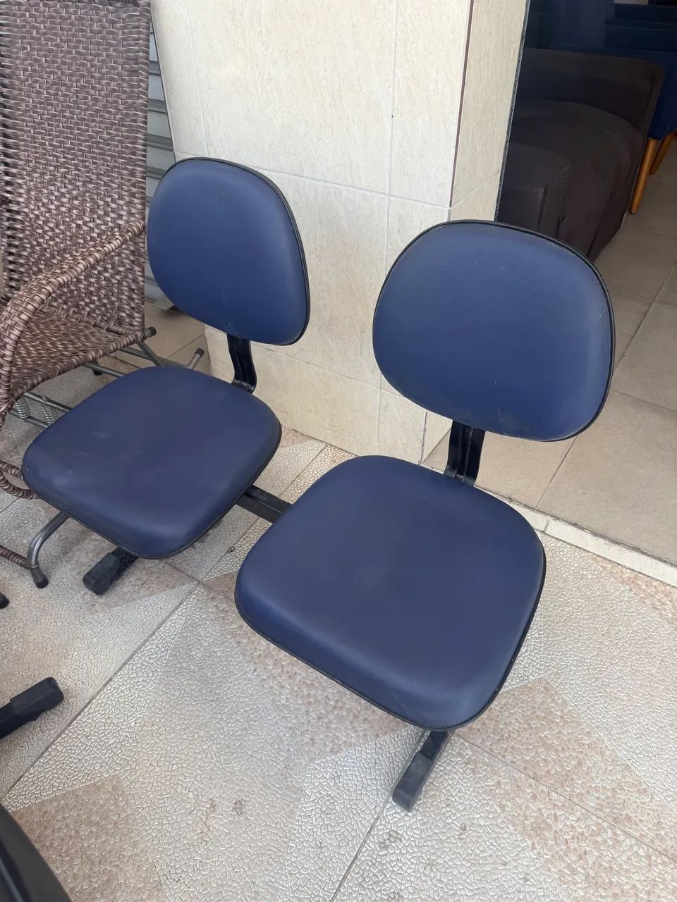 Longarina Executiva em Courino 2 Lugares Top de Linha - Foto 2