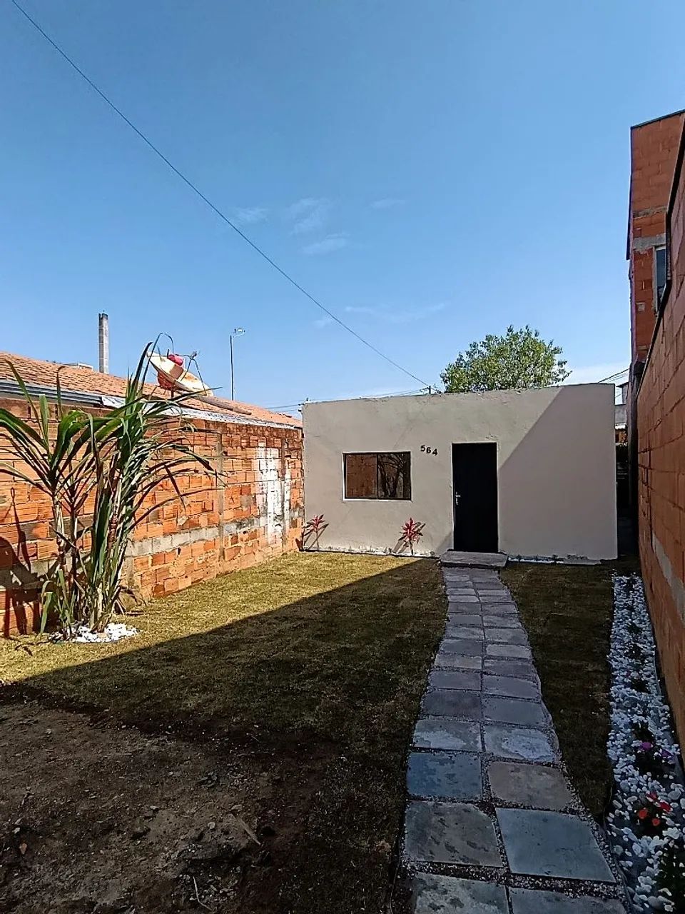 Casa com Lindo Quintal no Nova Monte Serrat - Foto 2