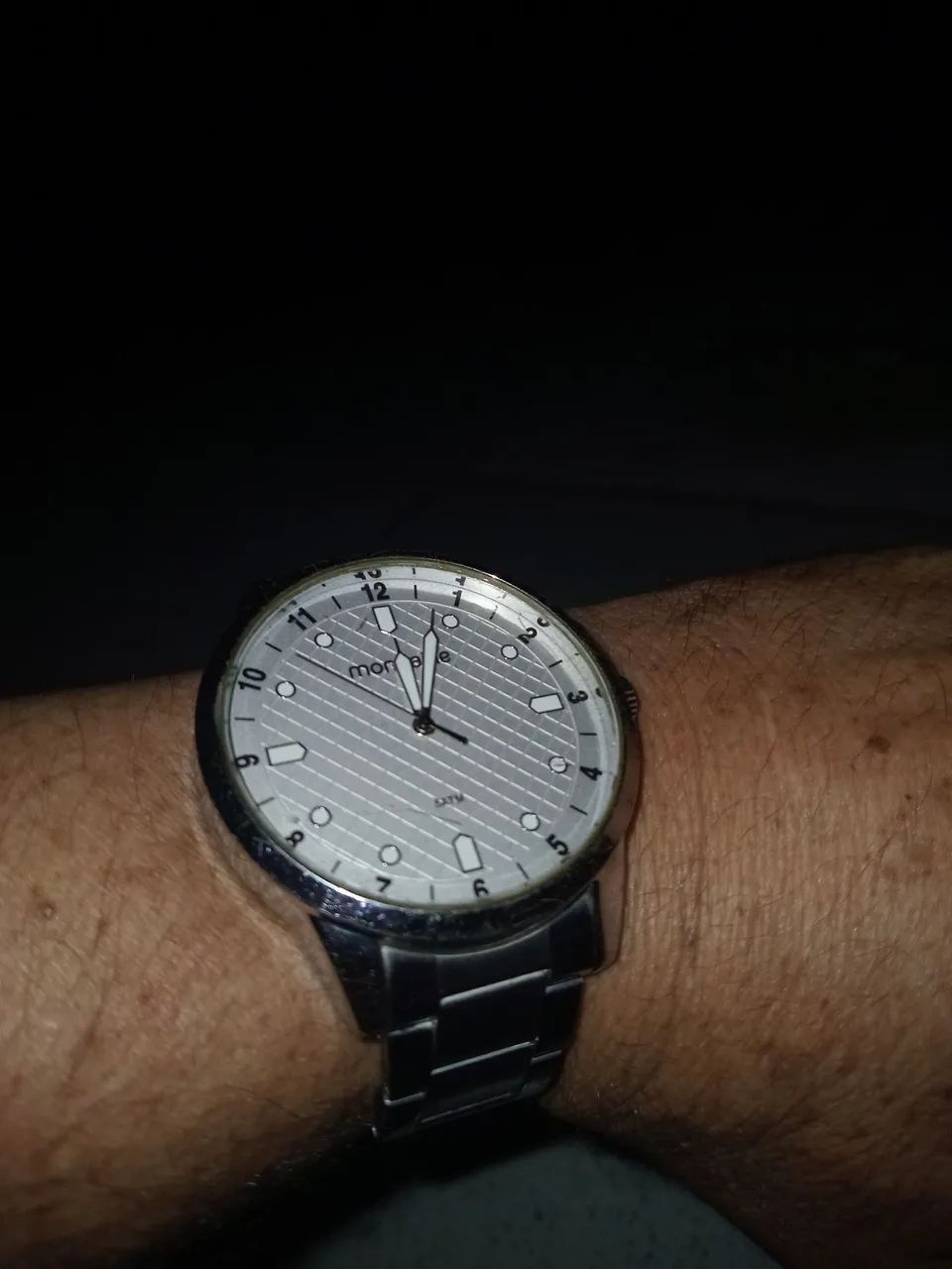 Relógio mondaine prata