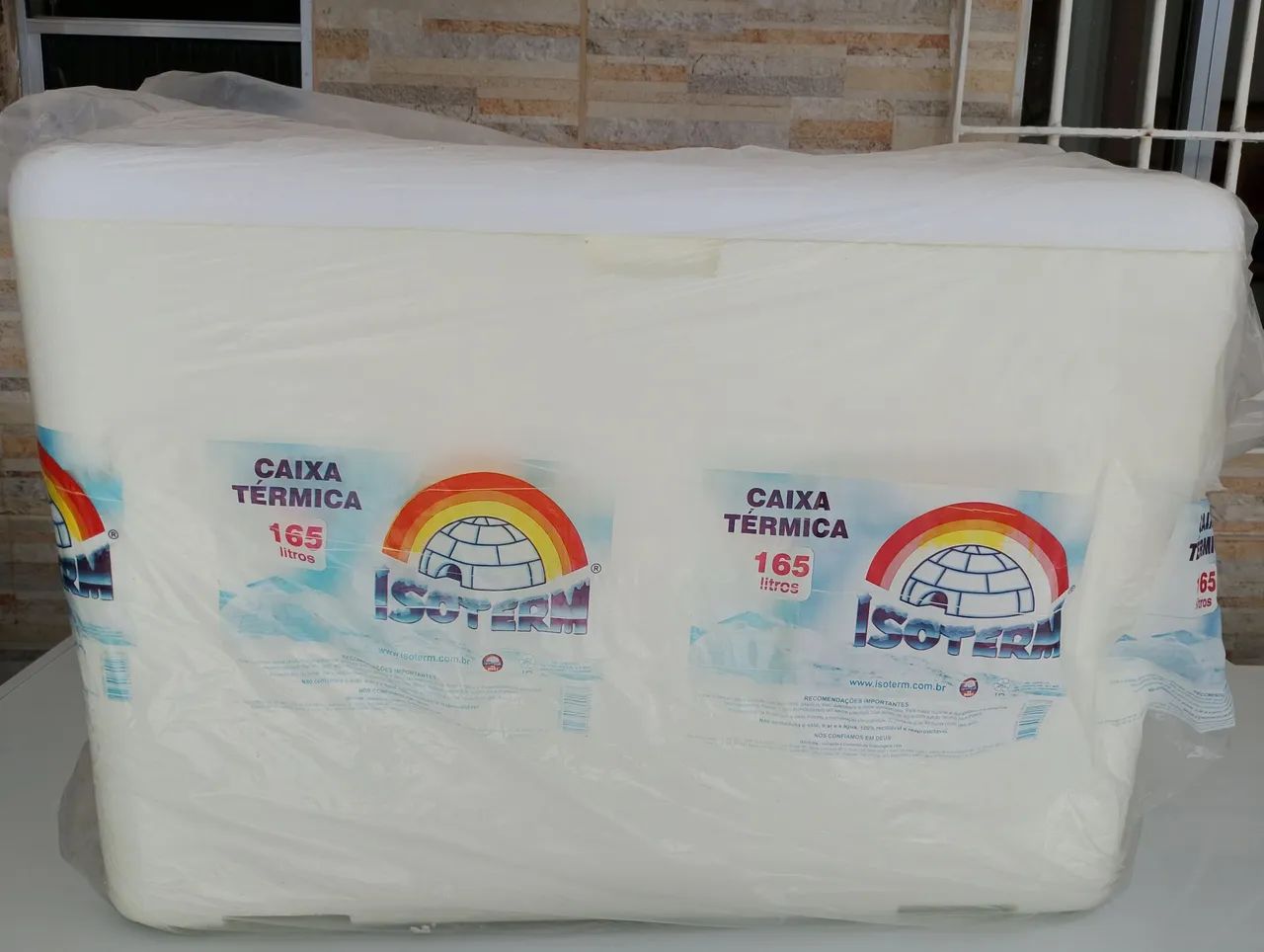Vendo caixa térmica  165lt
