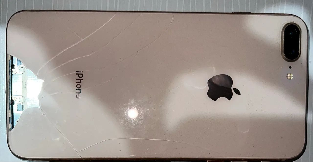 iPhone 8 Plus - Foto 2