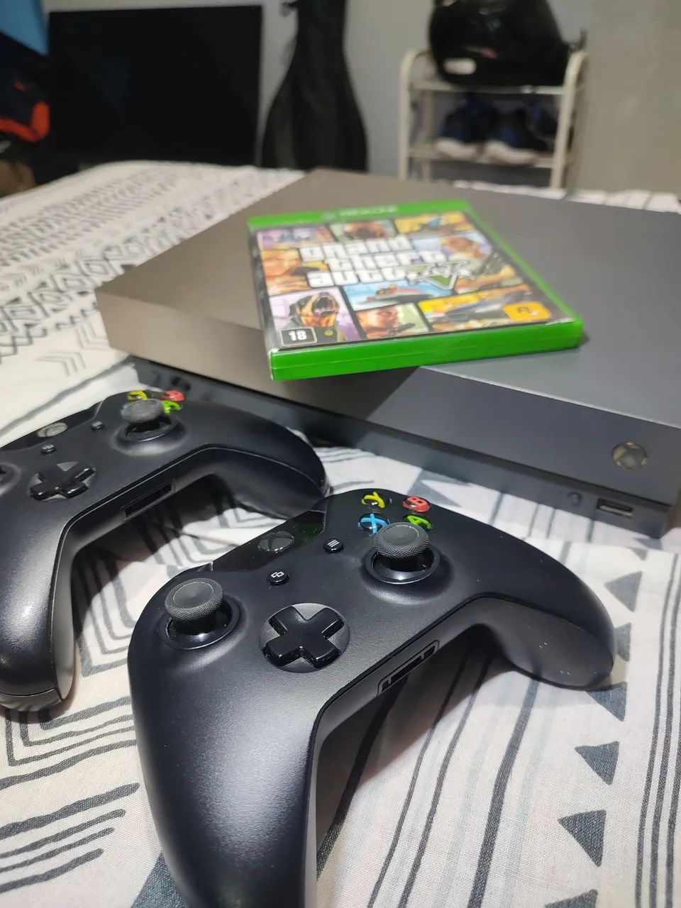 Xbox One X