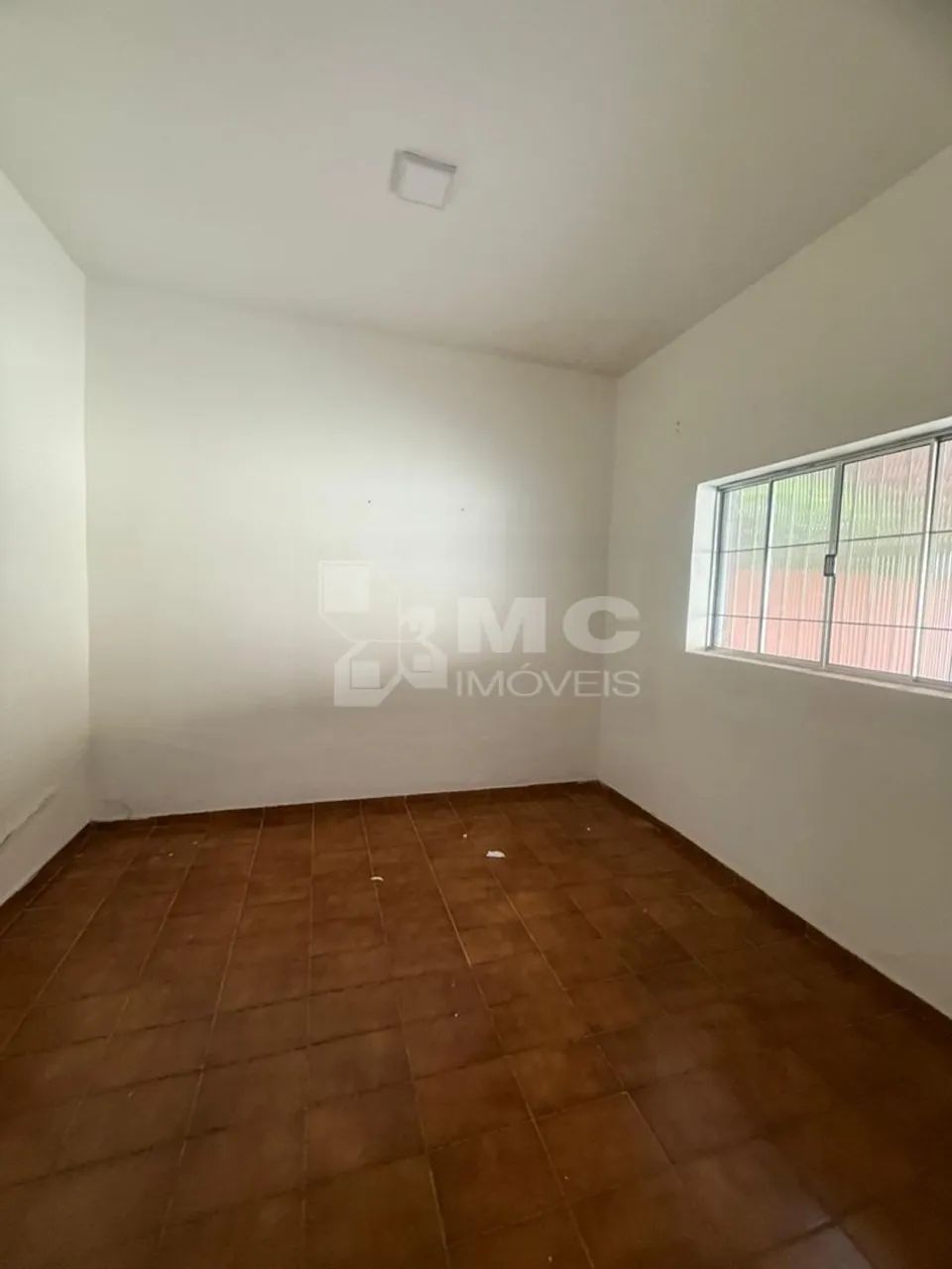CASA 2 QUARTOS COM GARAGEM COBERTA NO SETOR SUL - Foto 5
