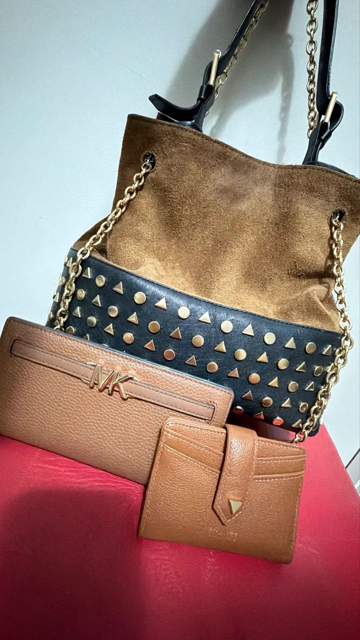 Bolsa Schutz Couro Camurça e Carteiras  - Foto 2