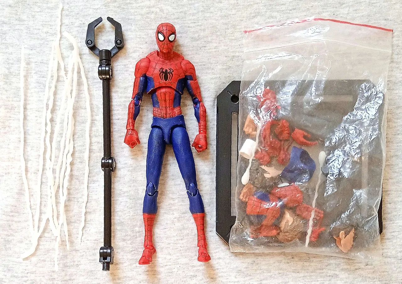 action figure homem aranha spider-verse 16cm 