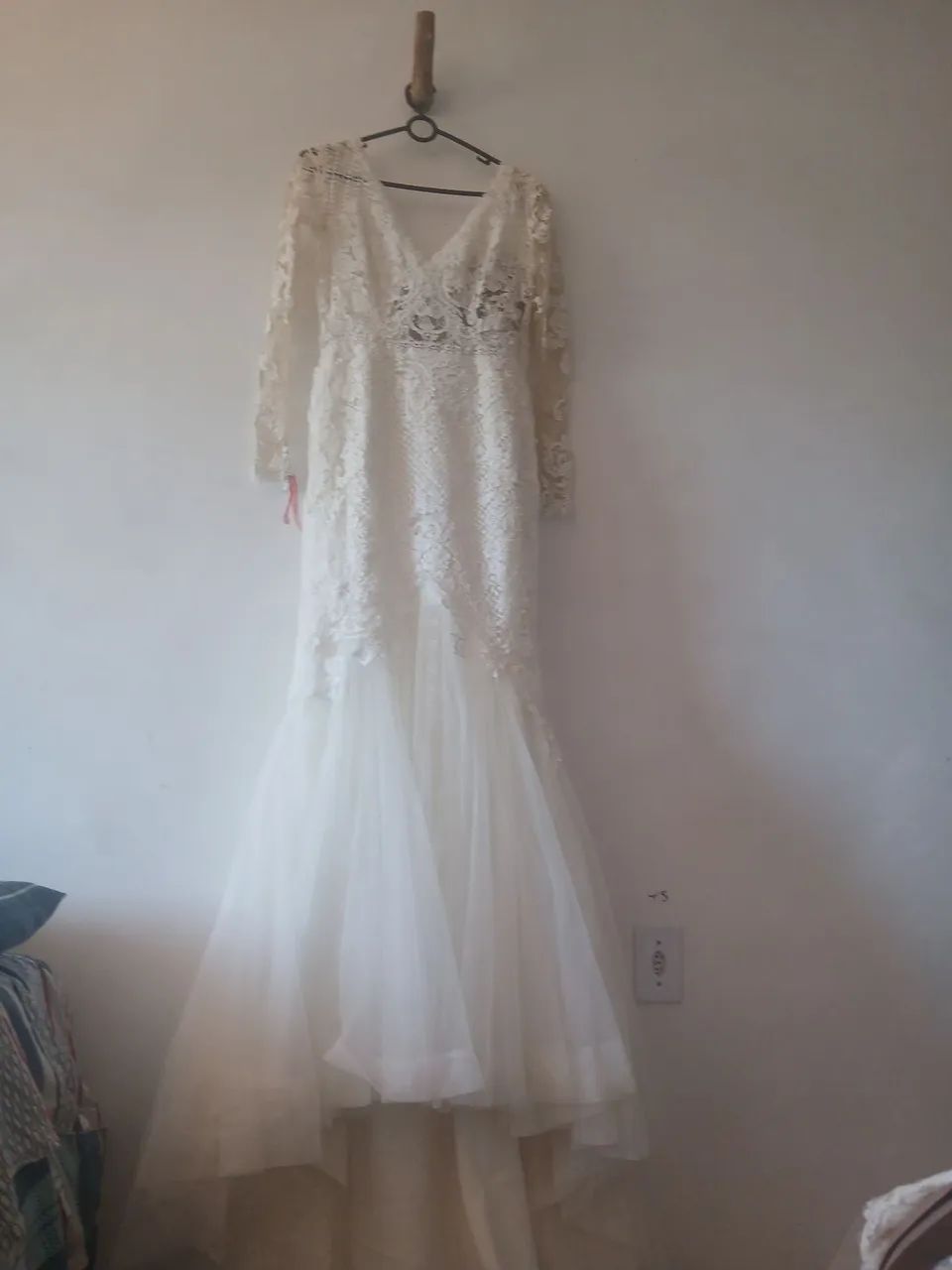 Vendo Vestido de noiva seminovo marca ST Patrick - Foto 3