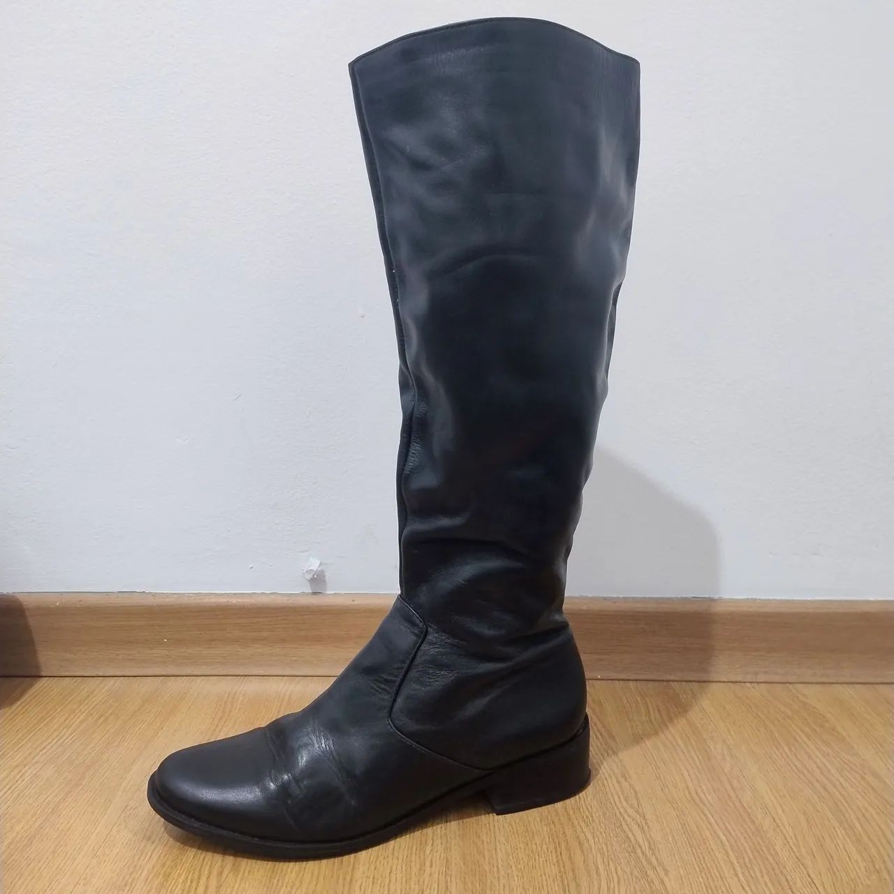Bota couro cano alto  - Foto 2