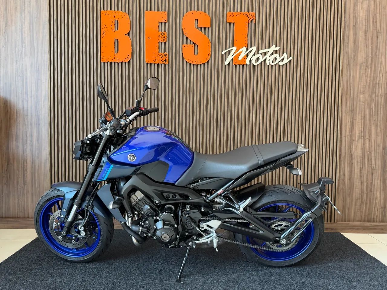 MT-09 - Foto 2