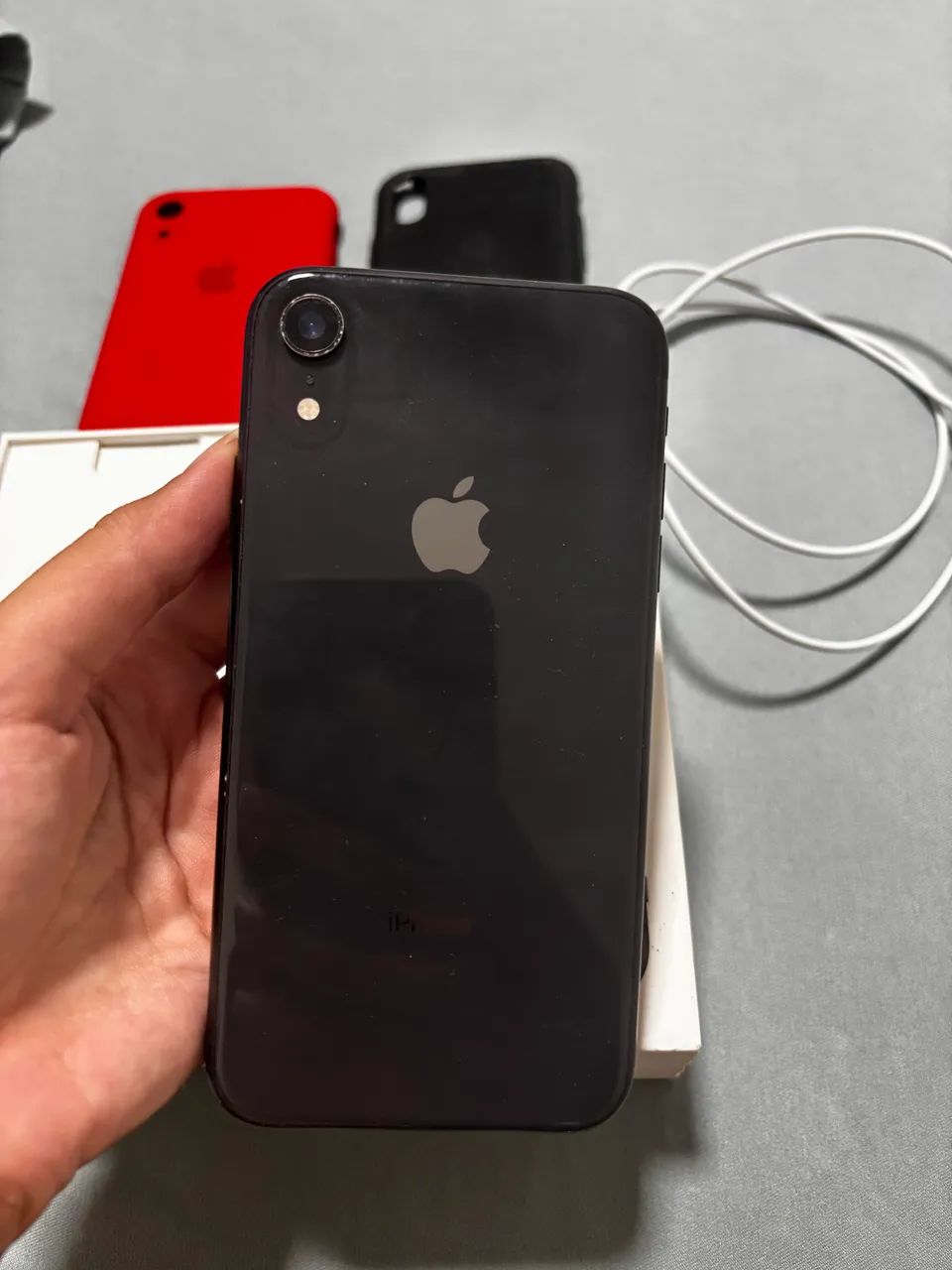 Iphone XR - todo original e com caixa - Celulares e Smartphones