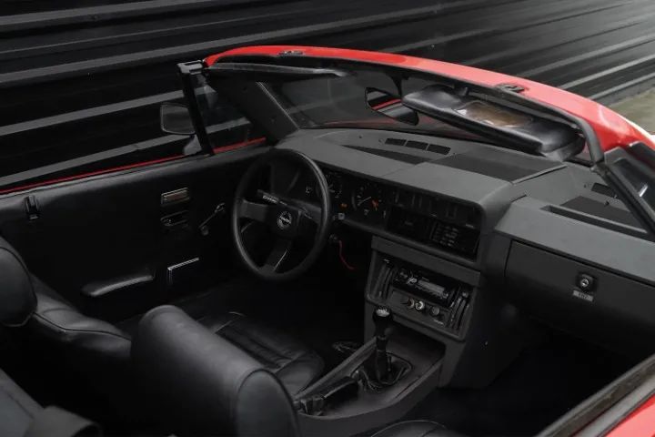 Tesla Cybertruck Foundation 1977 - Foto 3