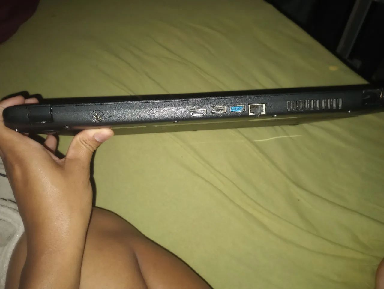 Notebook acer aspire ES1-572  - Foto 5