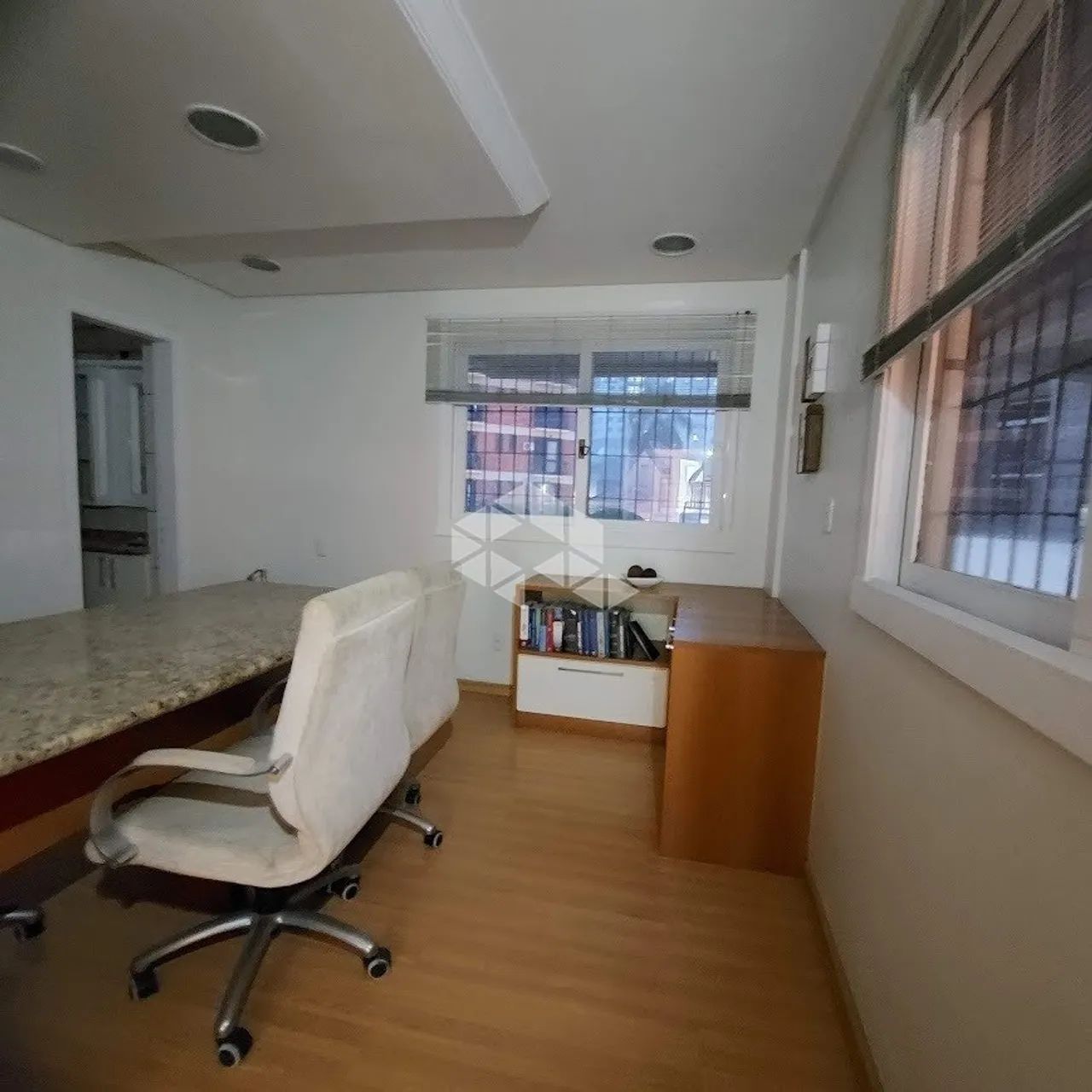 Conjunto de 5 salas no Centro de Bento Gonçalves - Foto 3