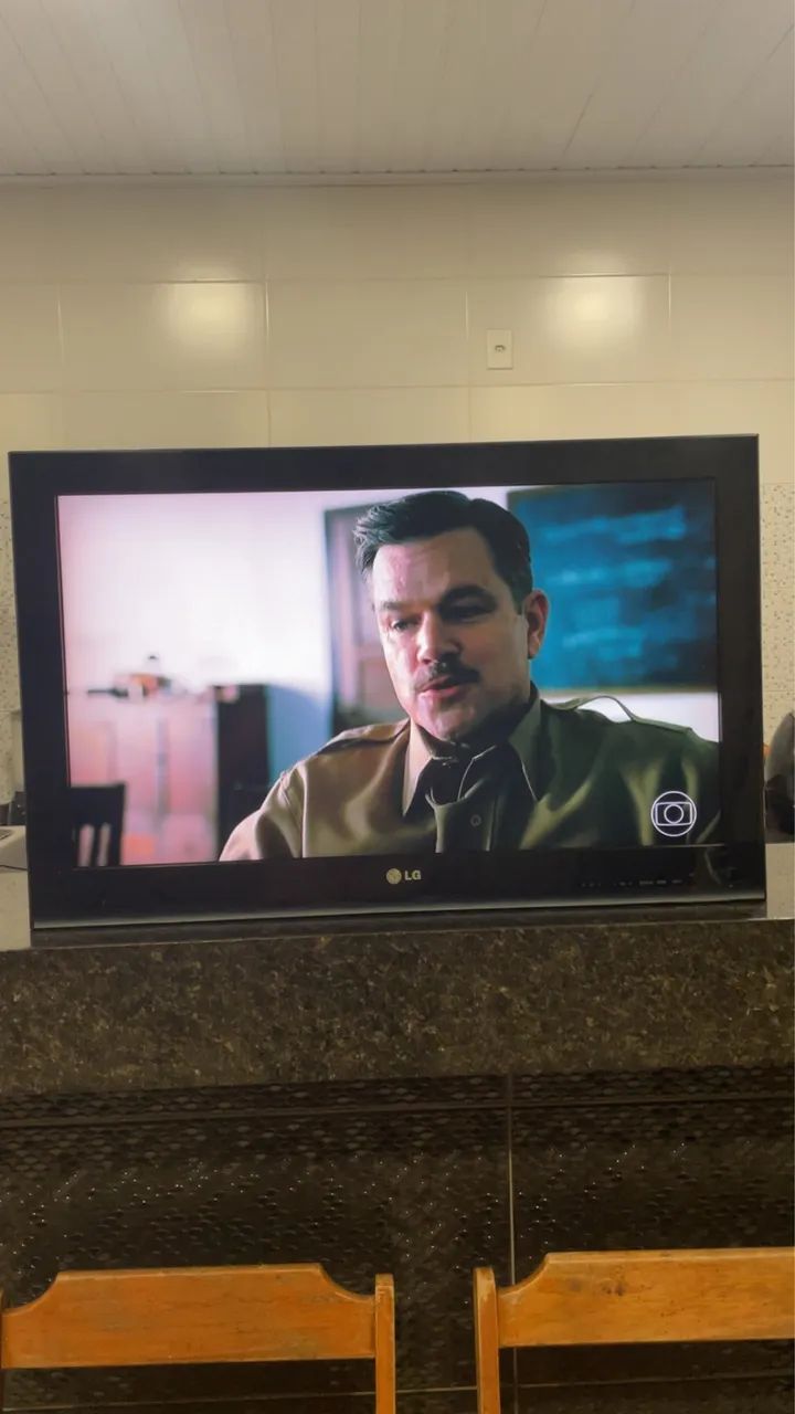 TV LG 32 POLEGADAS SEM SOM, LER DESCRIÇÃO.