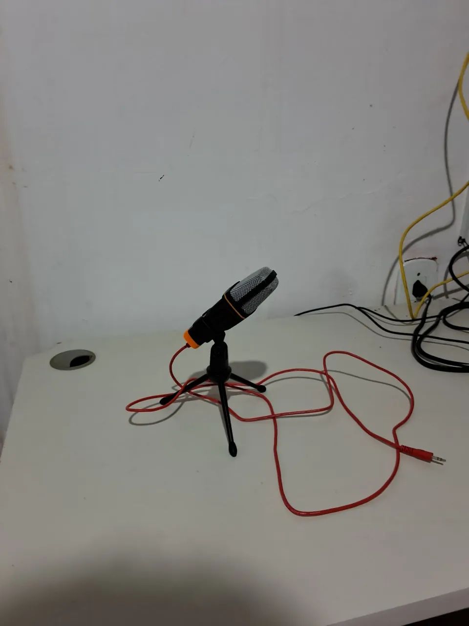 Condenser Desktop Microphone415985790941276161