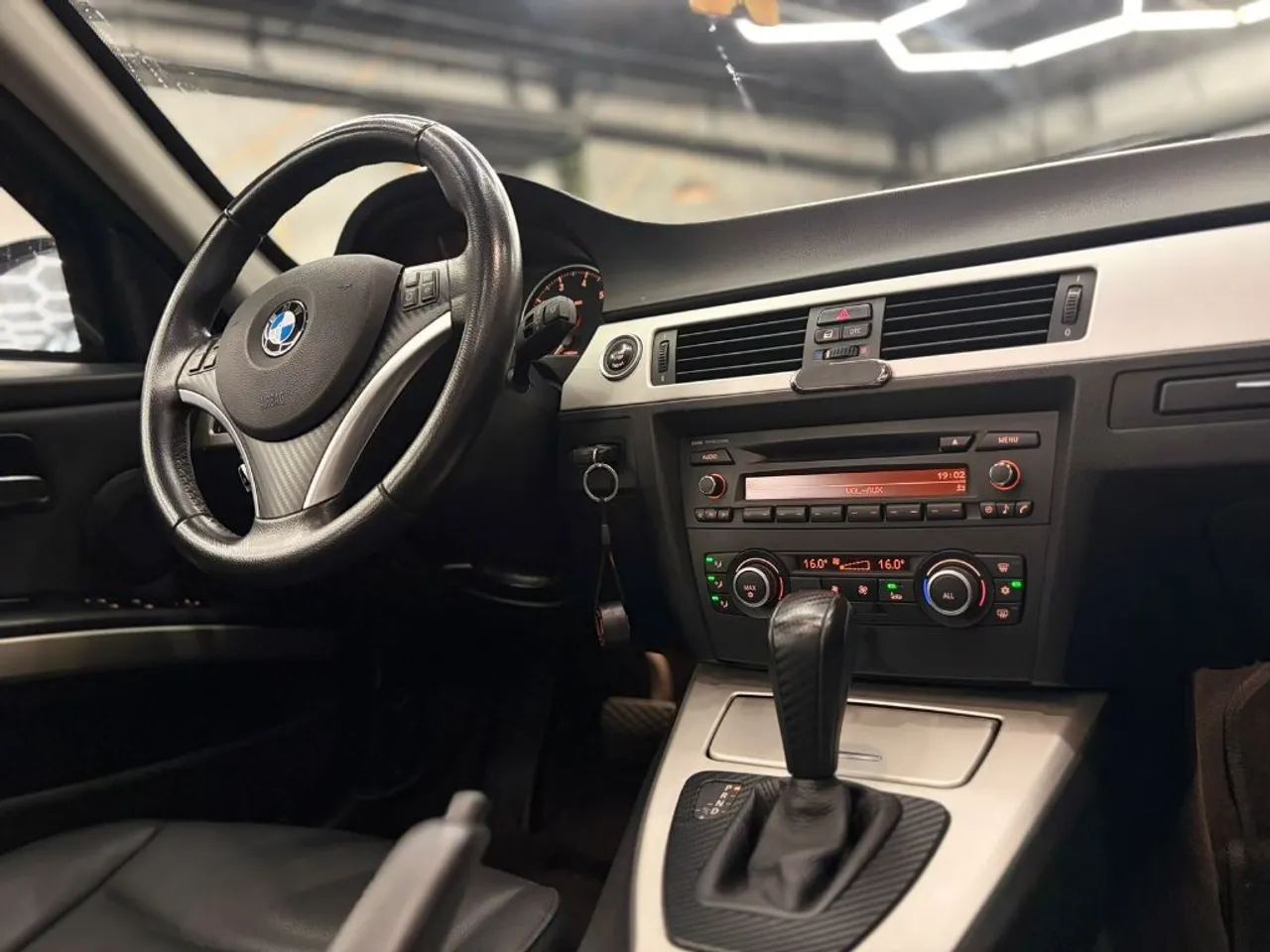 BMW 320I A 2010 - Foto 4