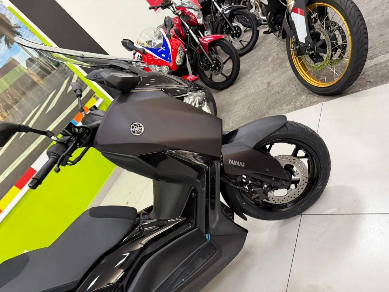 YAMAHA YZF R15 - Foto 5