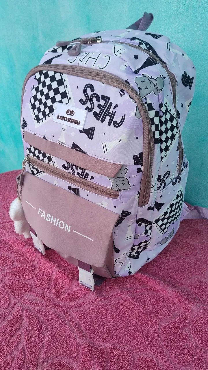 Bolsa Mochila Estudantil, versão Coreana com ursinho de pelúcia. - Foto 2
