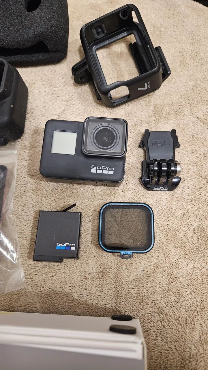 Câmera GoPro HERO 7 Black Completa na caixa, bateria + diversos