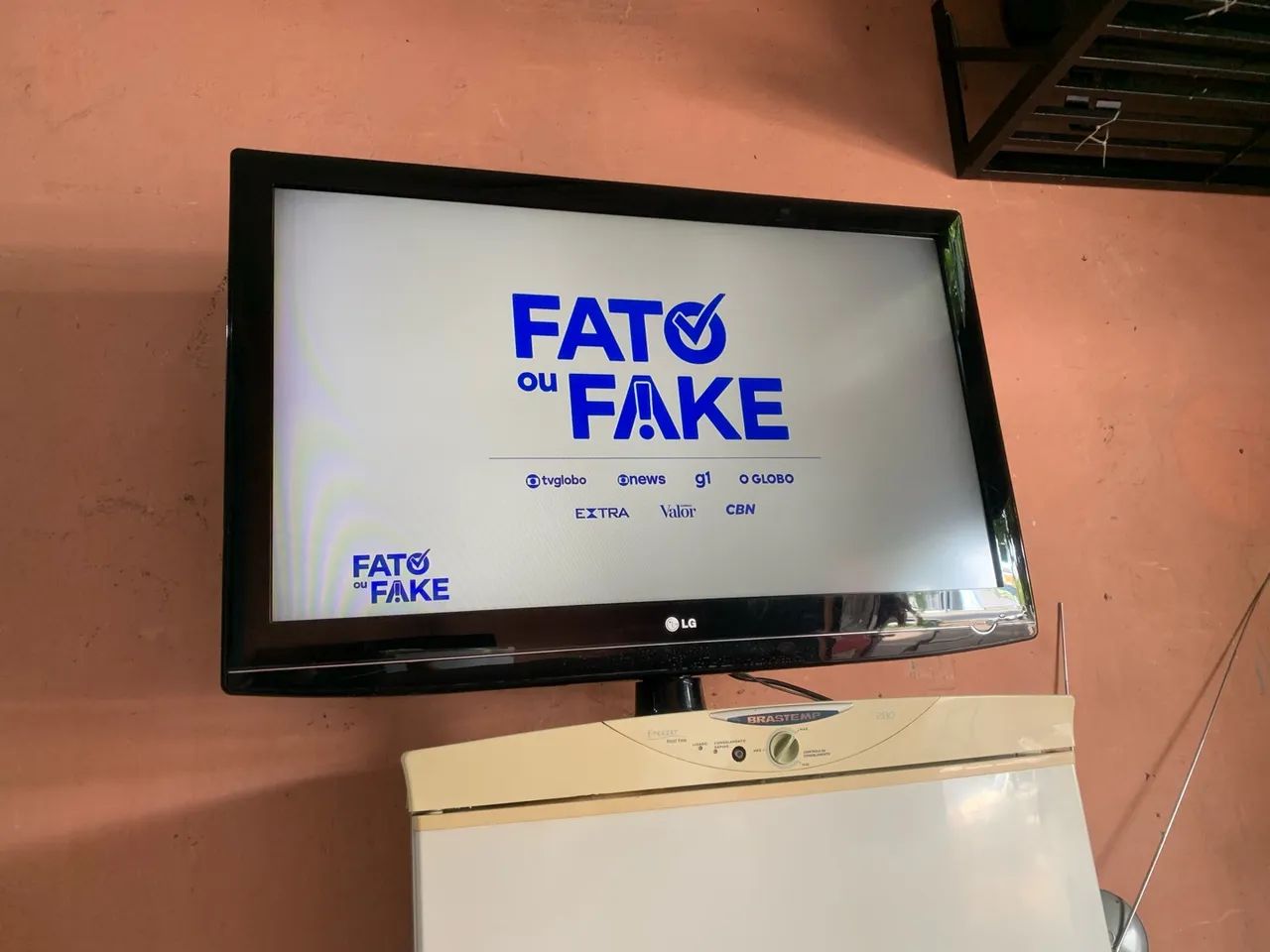 Tv LG funcionando perfeitamente 